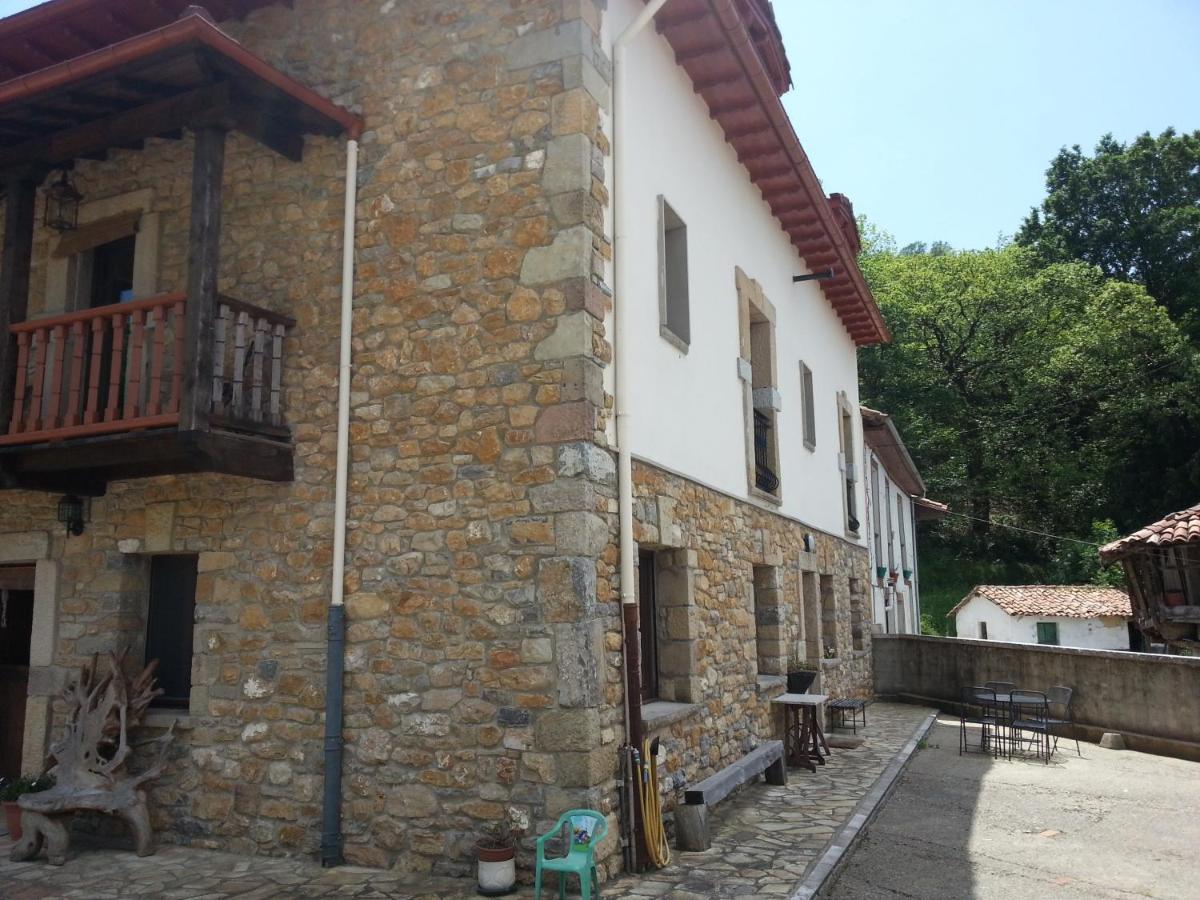 El Calero Pensionat Oviedo Eksteriør billede